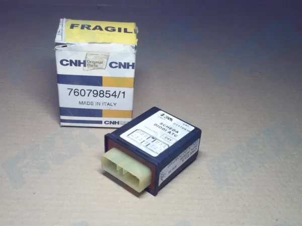 Контроллер CNH 76079854